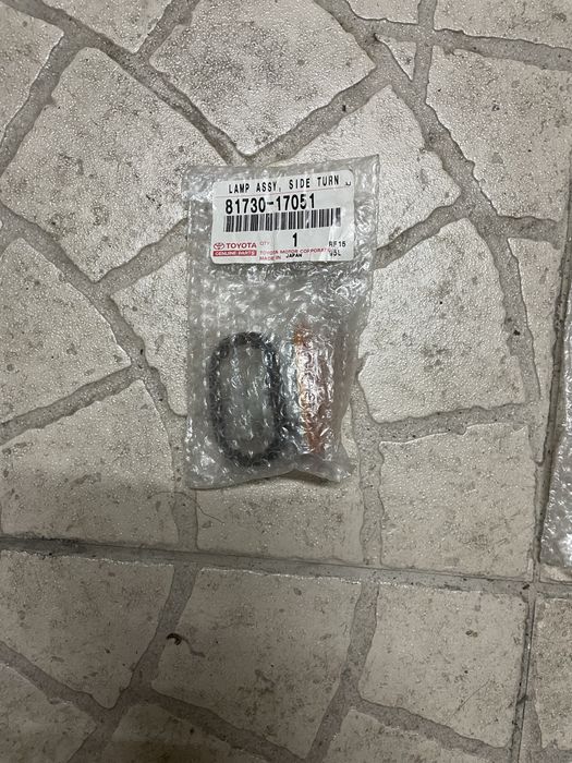 Pisca Lateral OEM - Toyota - Ref. 81730-17051