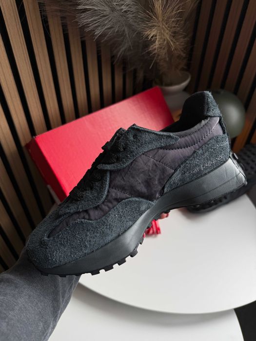 !LUXURY! New Balance 327 Black | 40 41 42 43 44 45