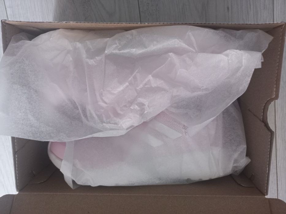 Obuwie adidas nowe roz. 36