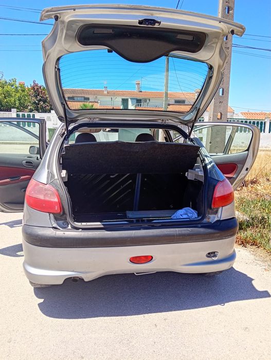 Peugeot 206 1.1