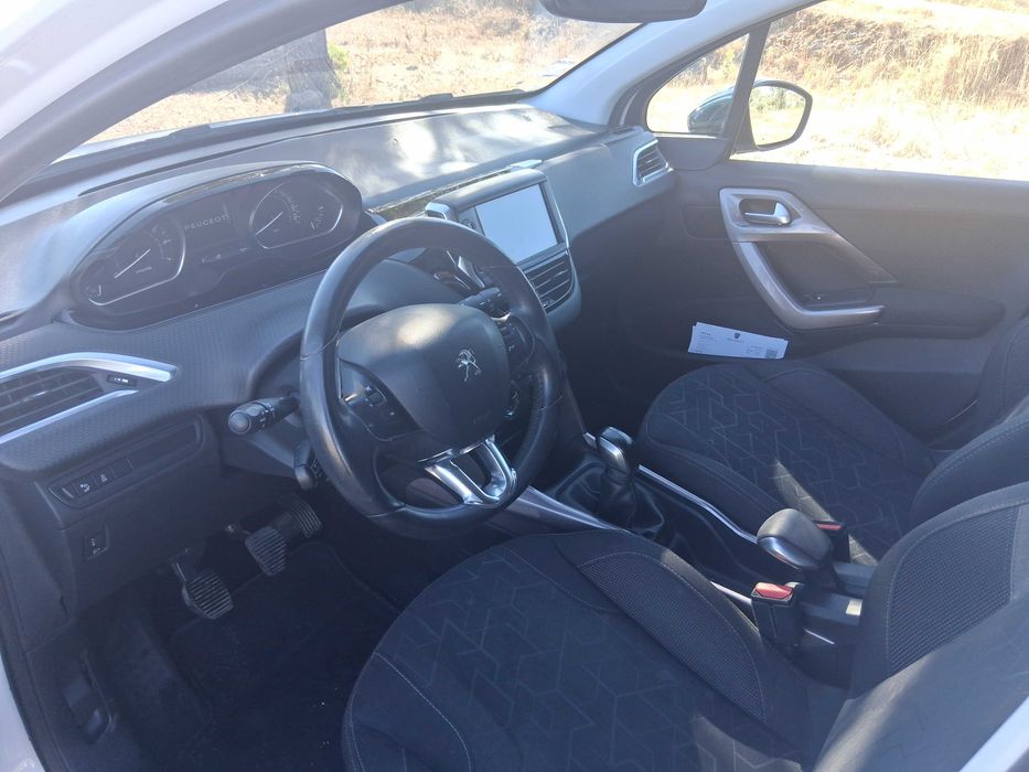 Peugeot 2008 Style 1.2 Pure Tech 82