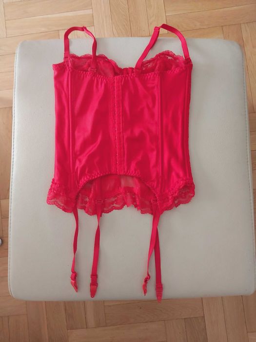 Gorset koronkowy czerwony sexi  rozm 75C nowy