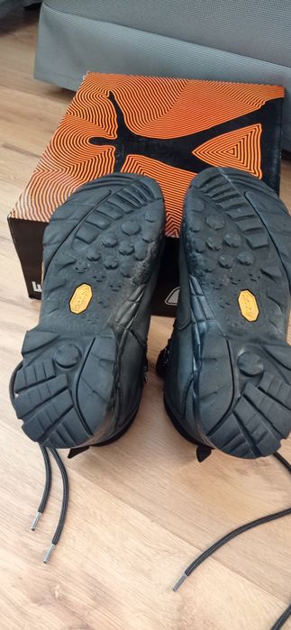 Buty trekkingowe sportowe