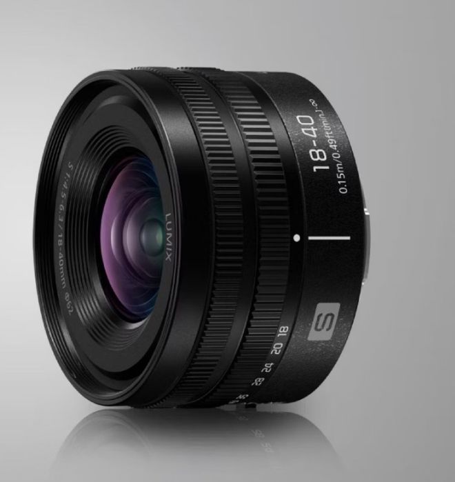 Lumix 18-40 .Новий обєктив
