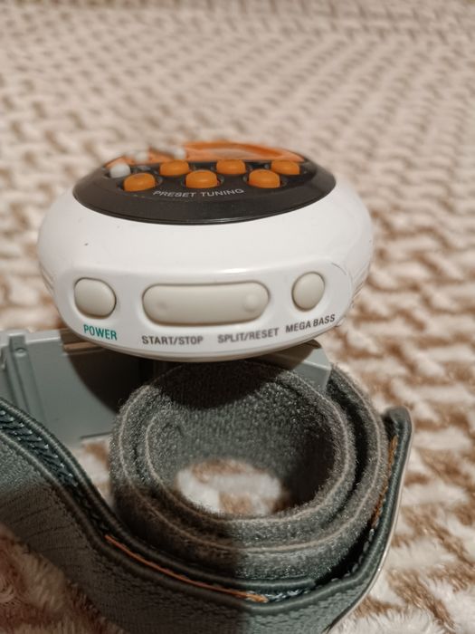 Портативные am / fm радио Sony Walkman SRF-M80V