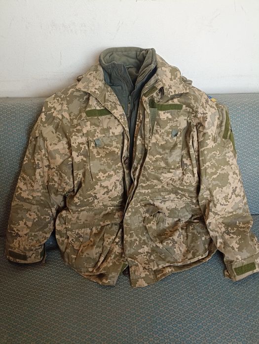 Зимовий військовий бушлат