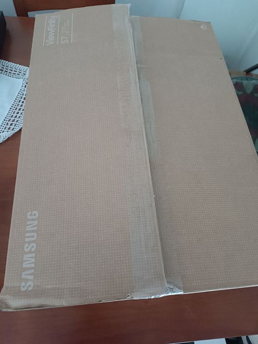 Samsung S7 4K 27"