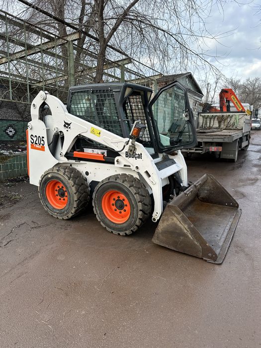 Погрузчик вывоз мусора строймусор бобкет камаз зил самосвал