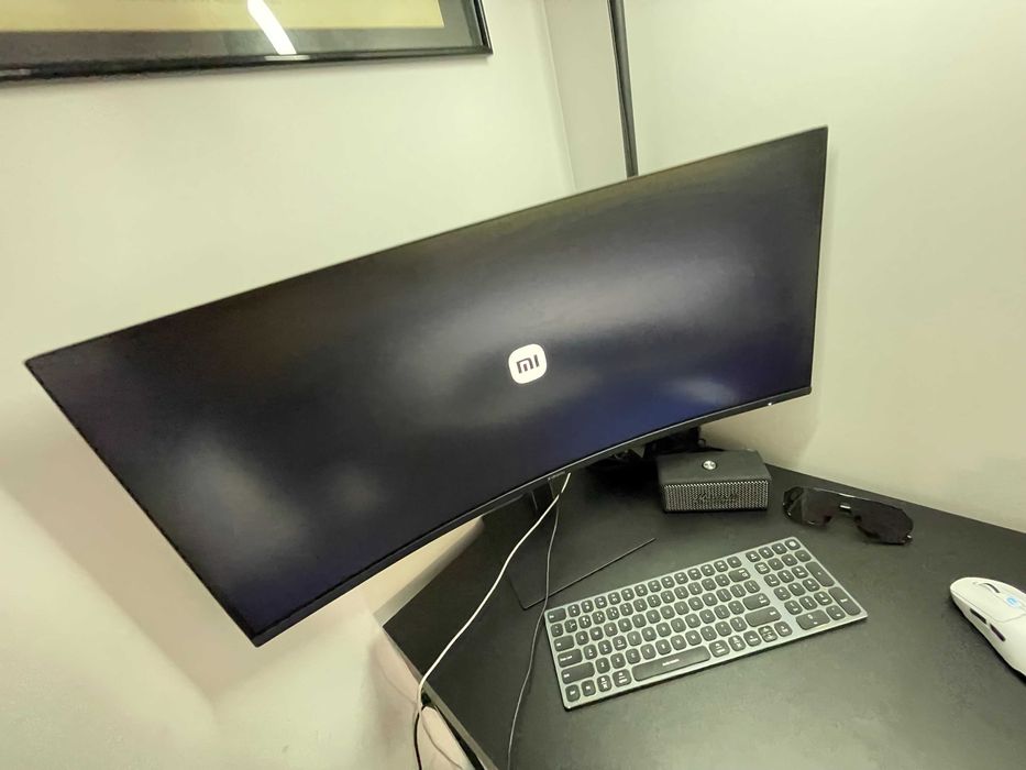 Xiaomi Curved Gaming Monitor 34” 3440×1440 180Hz – jak nowy, pełny zestaw