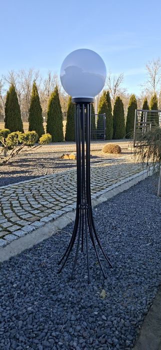 Lampa ogrodowa stojak loft