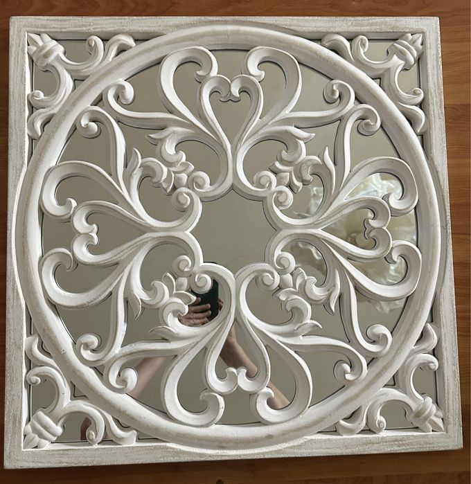 Paineis decorativos em madeira