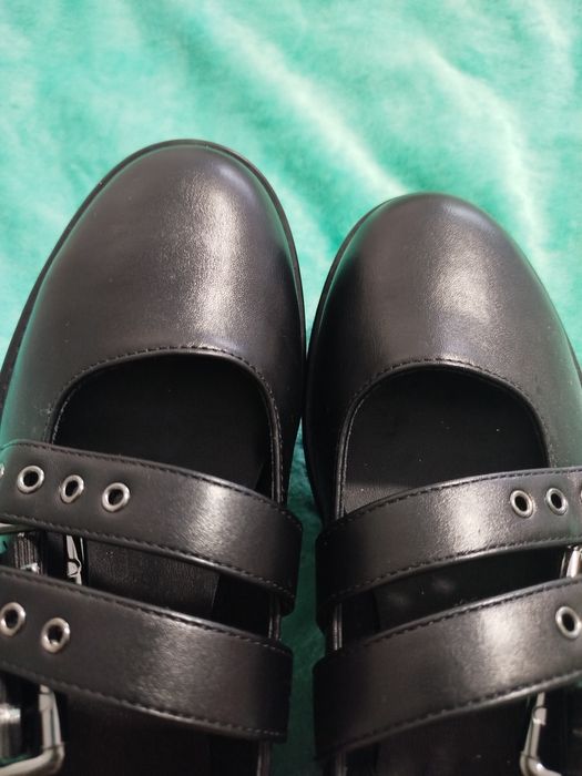 Туфлі р.39 жіночі трендові чорні нові Венздей