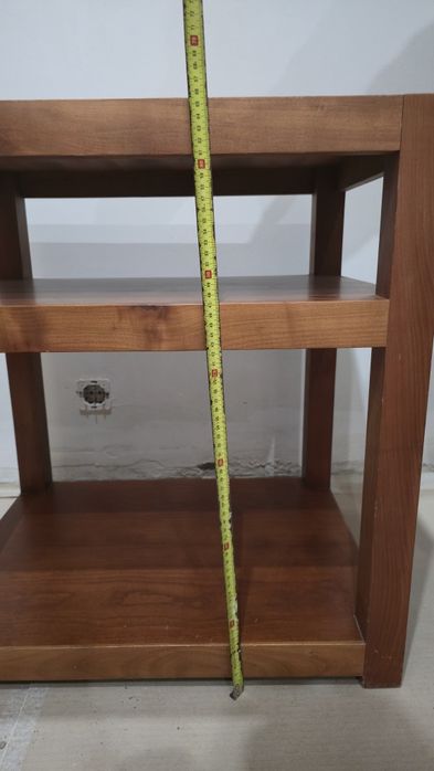 Mesa de Apoio em madeira muito resistente