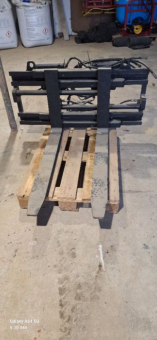 Pozycjonery KAUP chwytak ścisk CASCADE paletyzer wózek widłowy