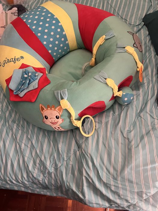 Sofa actividade sophie la girafe