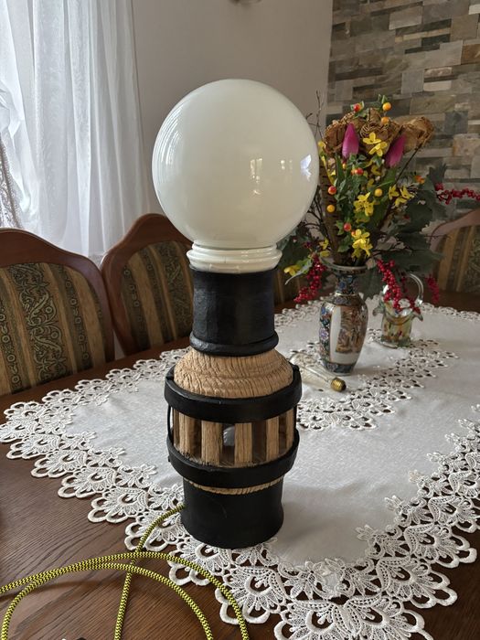Lamka nocna typu loft