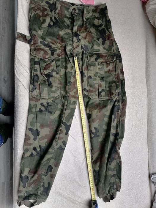 Spodnie i bluza moro. Mundur.