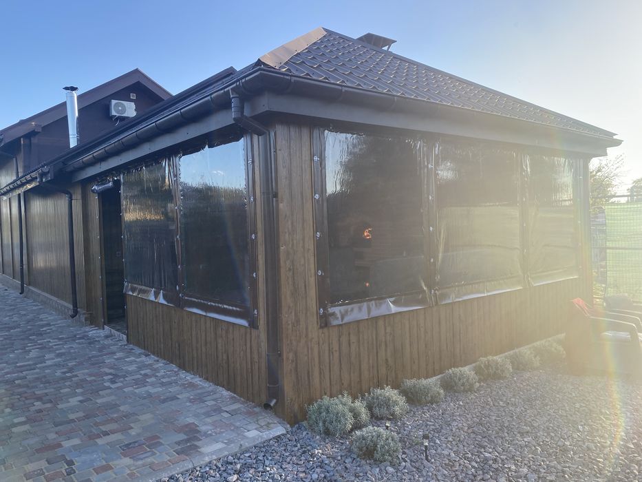 Будинок біля моря подобово