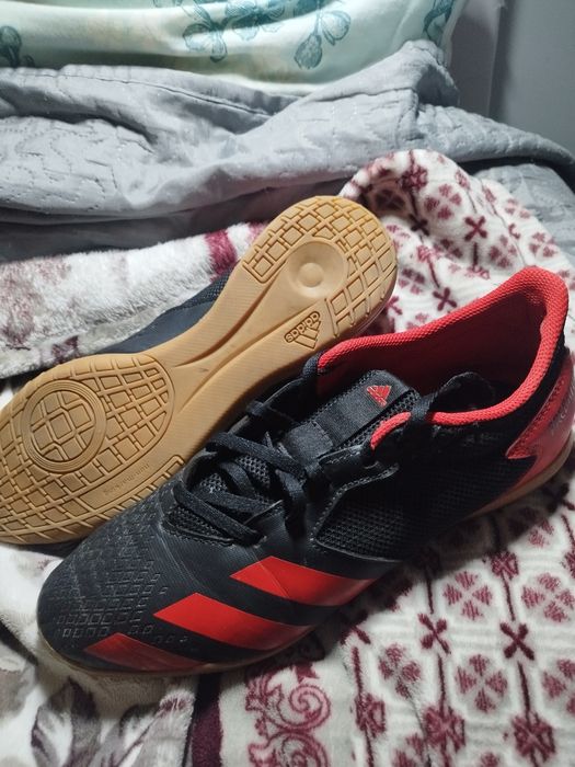 Halówki Adidas Predator 20.4 IN 44.5r