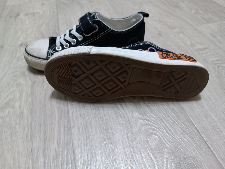 Кеди дитячі, р. 36, устілка 21.5