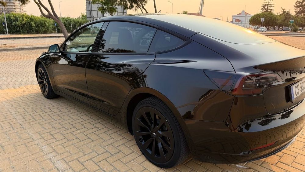 Tesla Model 3 Dual Motor Dez de 2021 - Leia o anuncio — photo 3