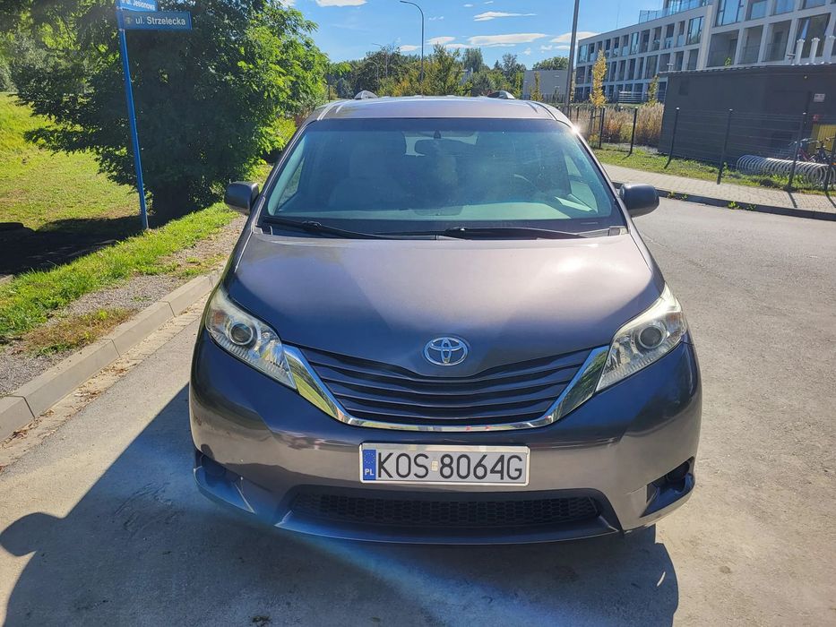 Toyota Sienna