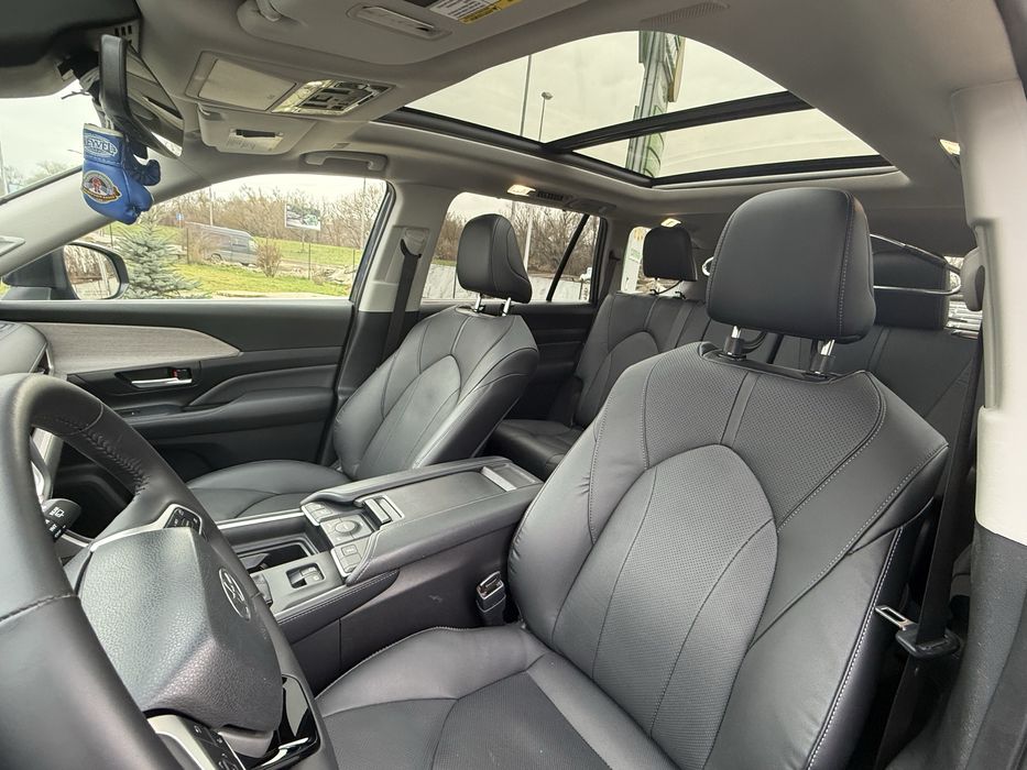Авто Toyota Grand Highlander Hybrid Limited 2.5 гібрид 2024 рік