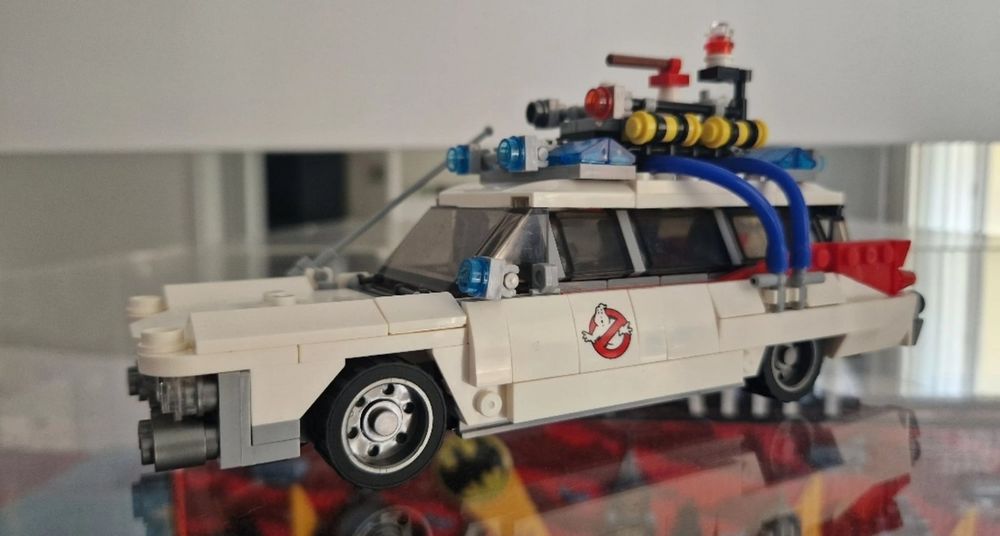 Конструктор детский автомобиль охотников 636шт блоков lego 10021