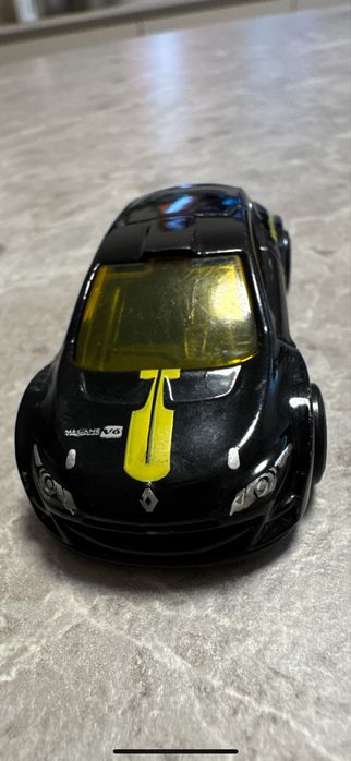 Hot wheels Megane Renault- resorak samochodzik