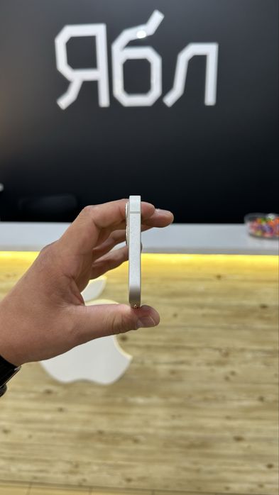 iphone 13 256 Gb Starlight акб 100%
