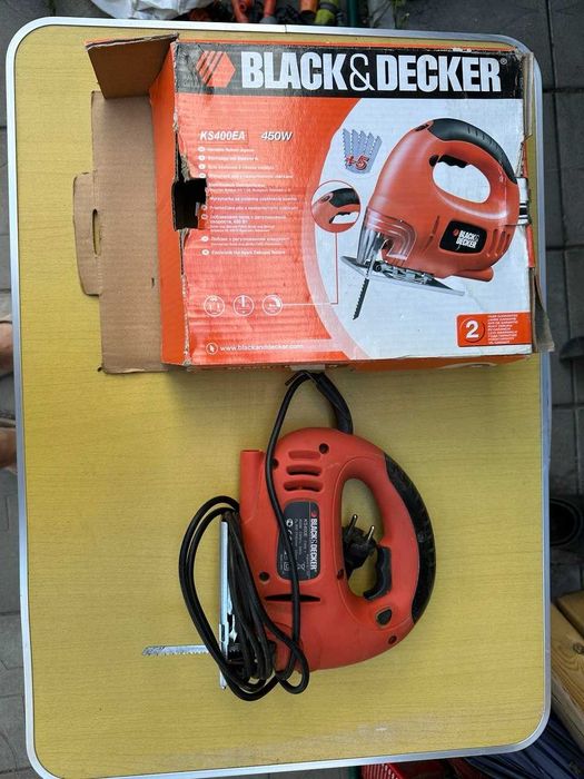 Електролобзик Black&Decker KS400EА