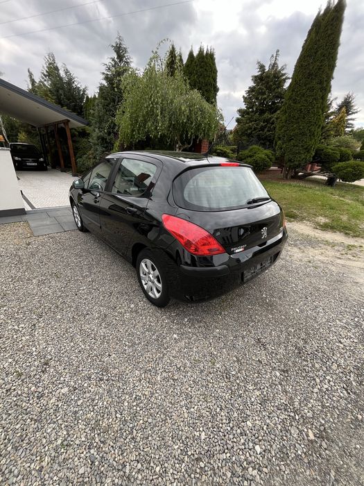 Peugeot 308 1.4 benzyna