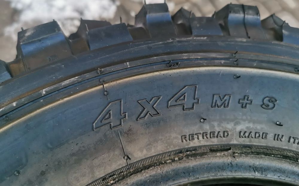 Грязевые Шини 245/75 R16 для бездоріжжя резина грязьова
