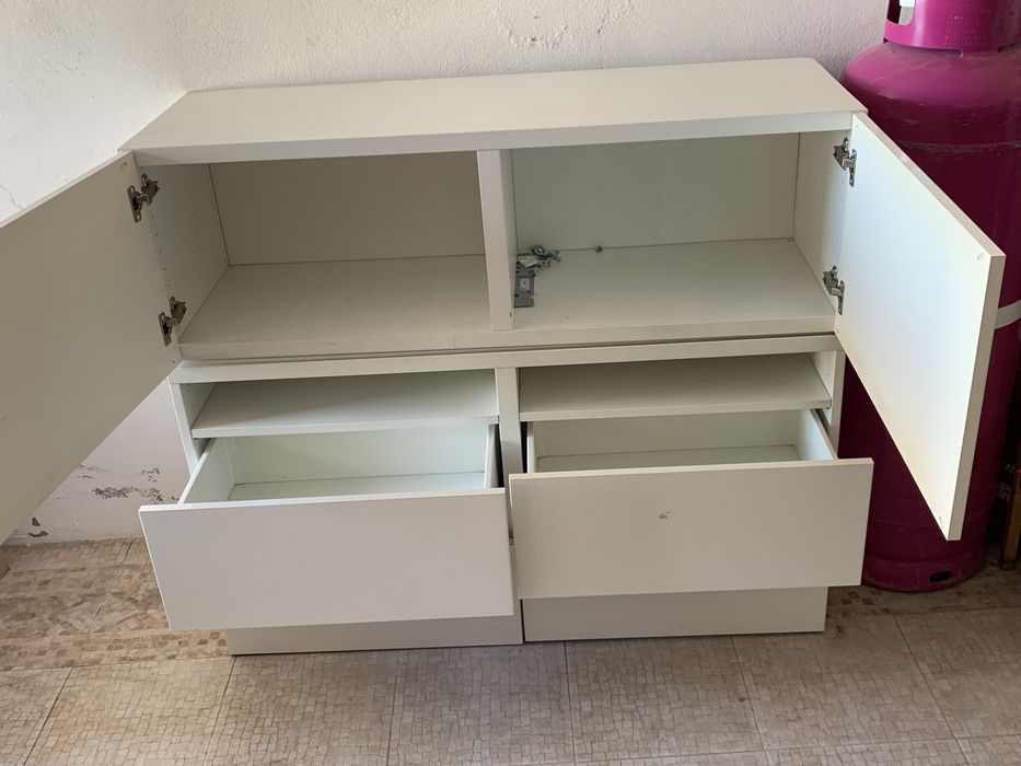 Movel de sala cor branca