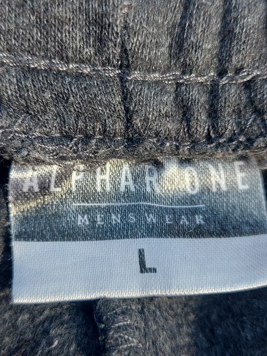 Spodnie dresowe męskie rozmiar L firma Alpharine