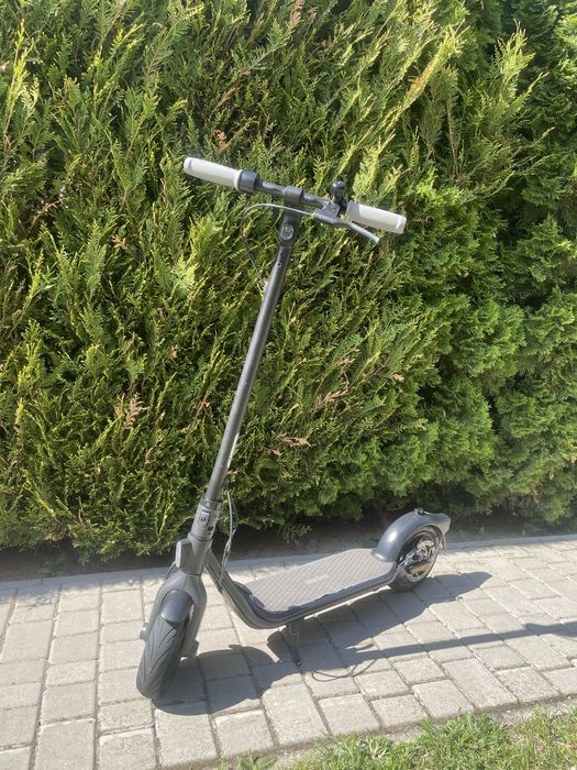 Продам електросамокат ninebot