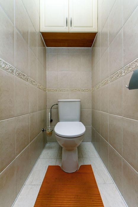 Подобово 3к апартаменти, Палац спорту, Гулівер, Кловська