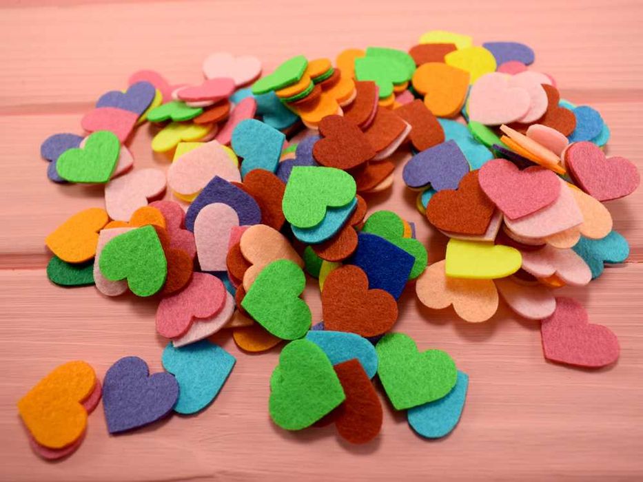 Лазерна різка фетру та войлоку під замовлення