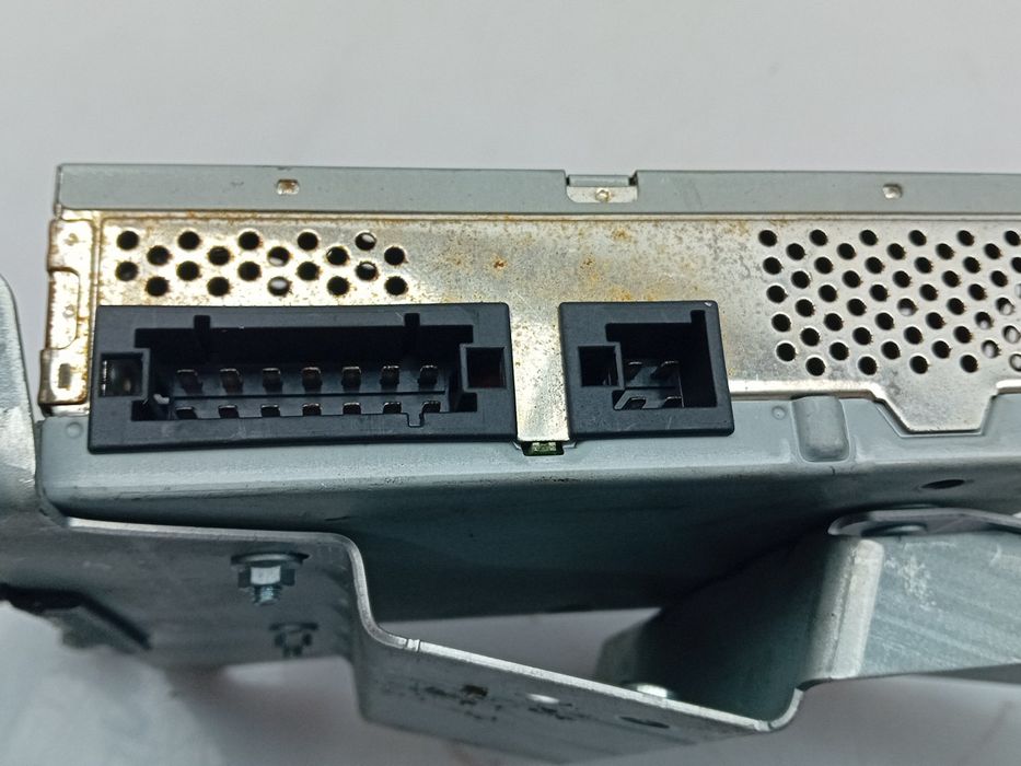 Rádio / auto-rádio MERCEDES-BENZ CLS (C219)