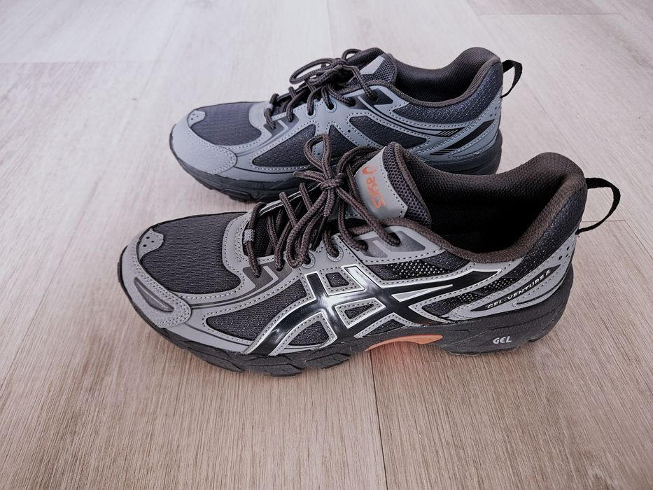 Ténis Asics Gel-venture 6