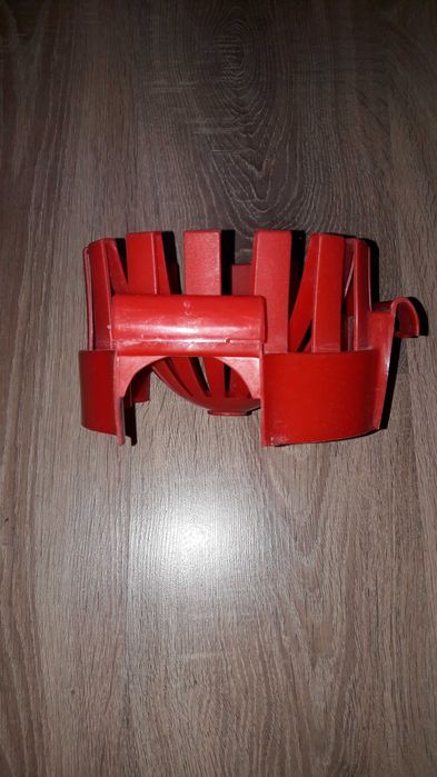 Wyciskacz sito czerwone na wiadro do mopa