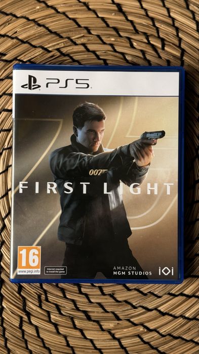 007 First Light PS5 - James Bond
