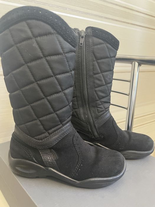 Продам сапожки ecco
