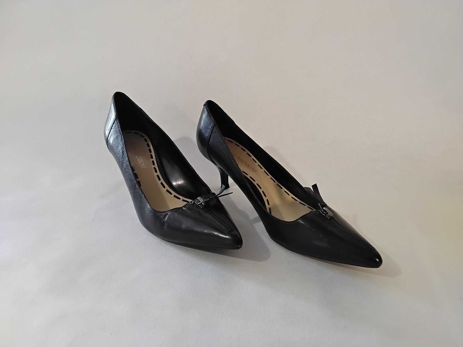 Жіночі туфлі (різні)