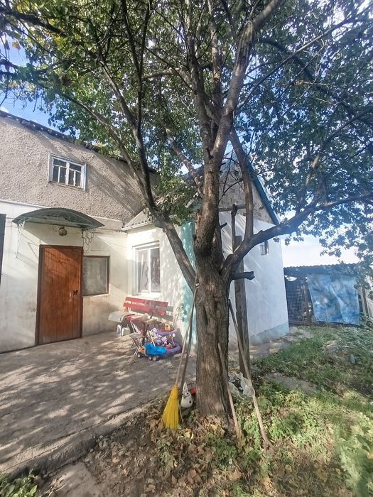 Продам великий будинок в Аулах!