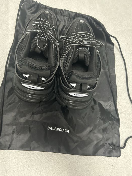 Balenciaga track 42