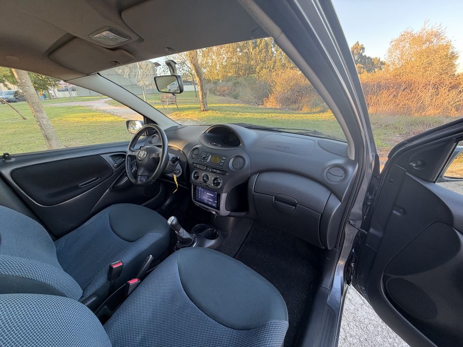 Toyota Yaris 1.0 VVT-i - 165.000Km - Garantia