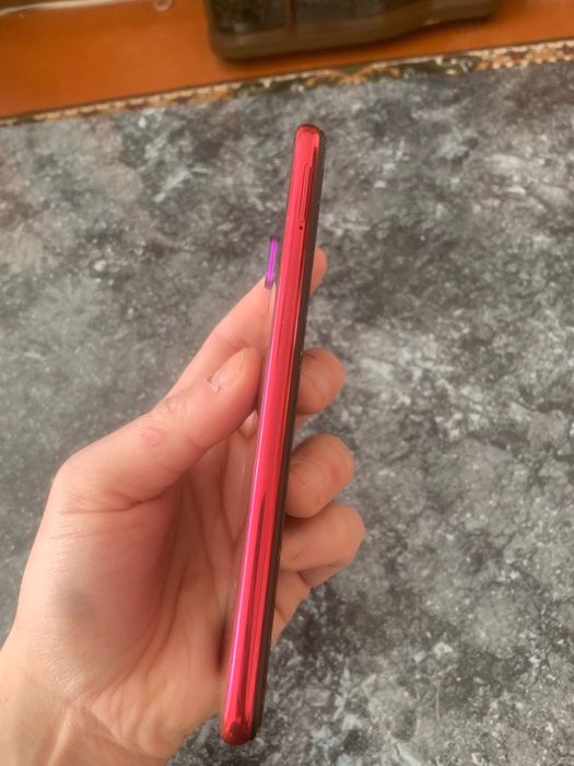 Продаю телефон Xiaomi Redmi Note 7 4/128 GB