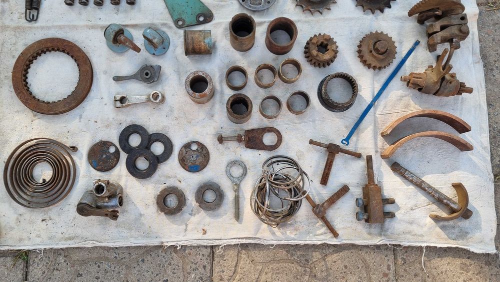 Запчасти и детали к мотоциклу ИЖ Юпитер 2