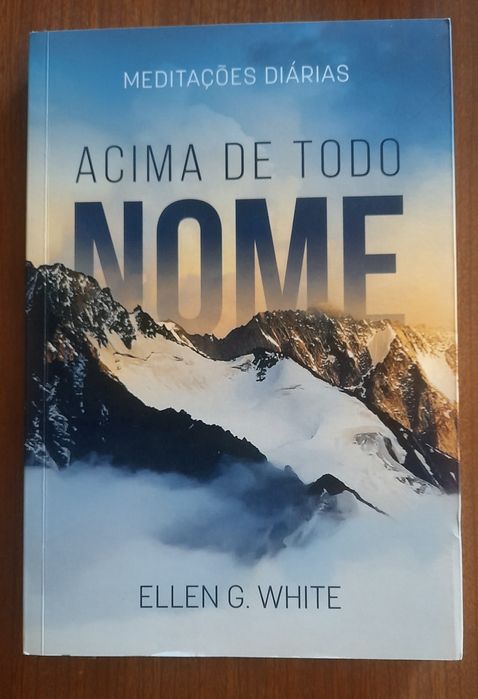 Livro Acima de Todo Nome / Meditações Diárias - Novo